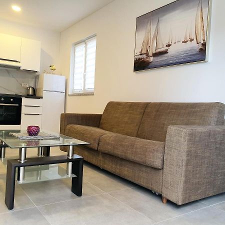 Sea Star Apartments 프예스차나 우발라 외부 사진