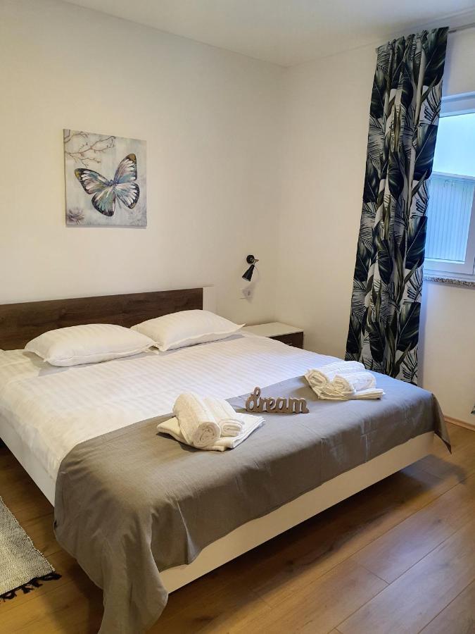Sea Star Apartments 프예스차나 우발라 외부 사진